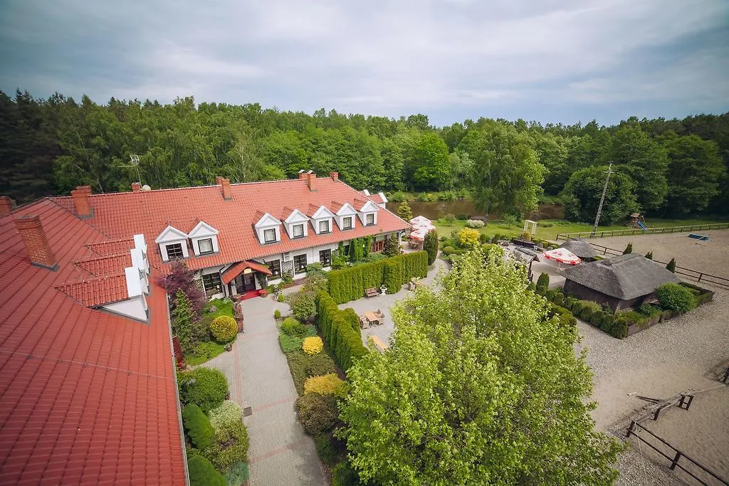 Hubertus Aparthotel & Restaurant & Horse Club-1