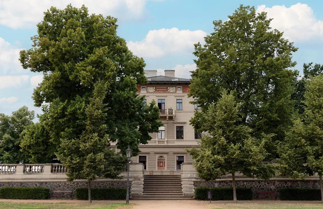 Sibelius Apartments Prague - Art Nouveau Residence 1902-1