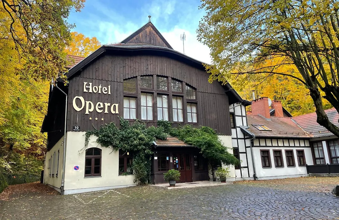 Hotel Opera-1
