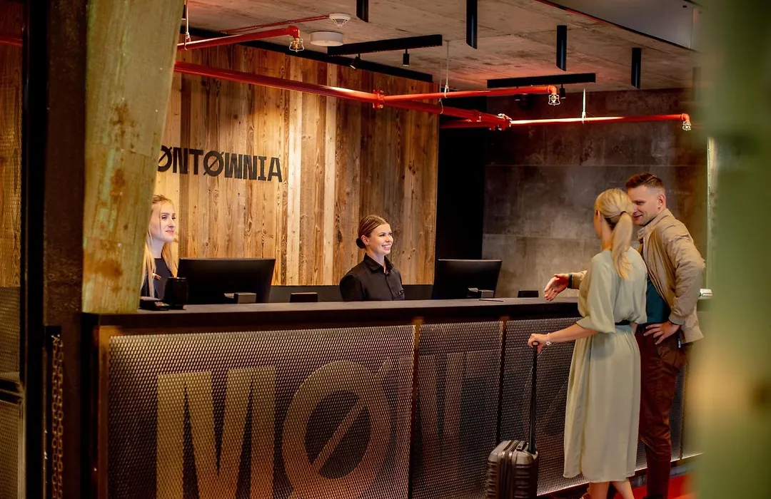 MONTOWNIA Lofts&Experience-1