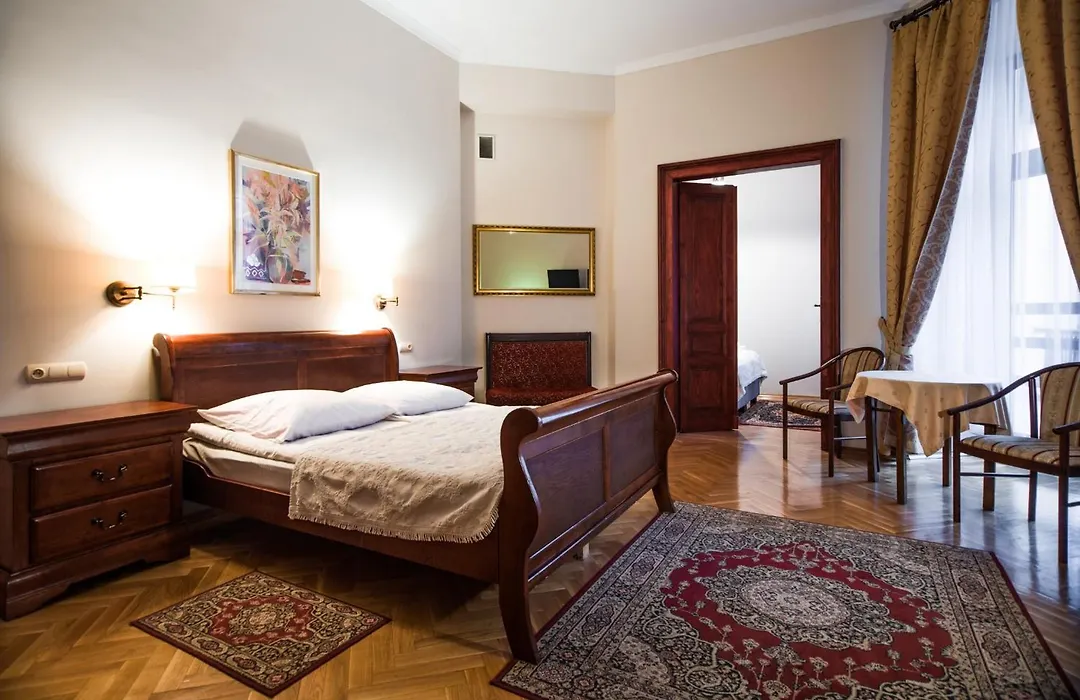 Aparthotel Basztowa-1