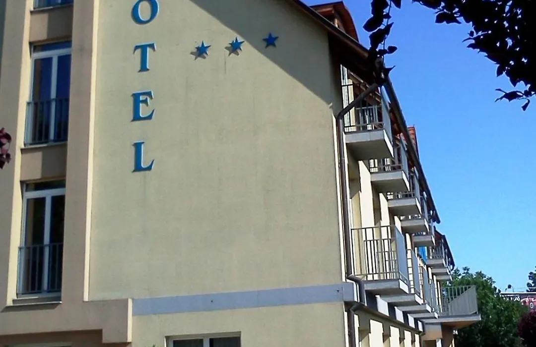 Hotel Luna Budapest-1