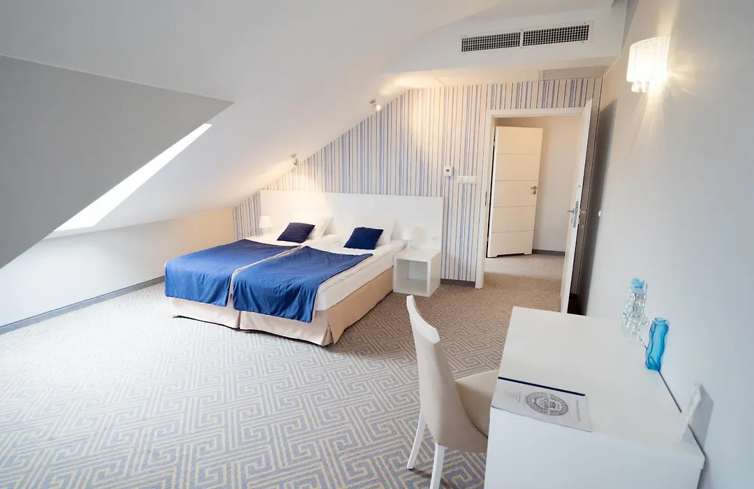 Hotel Aleksandria-1