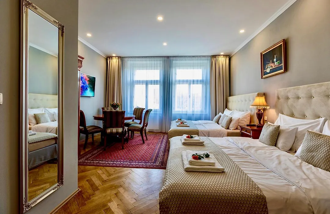Slabur Residence-1