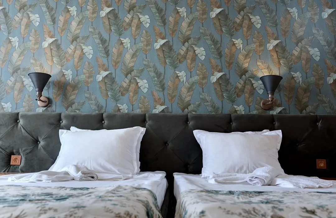 Hotel Avenue-1
