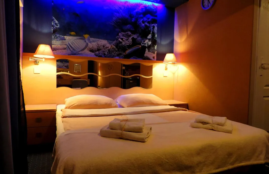 Apart A2 Poznań - 24h - self check-in - Free Parking-1