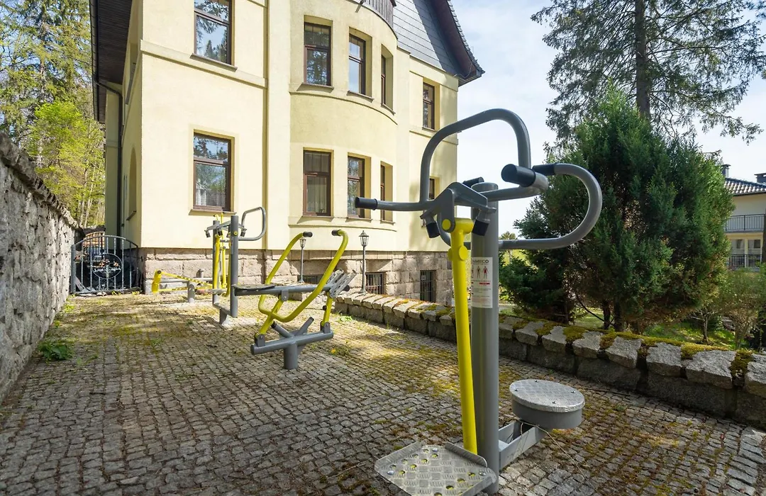 Willa Hanka noclegi ze śniadaniami-1