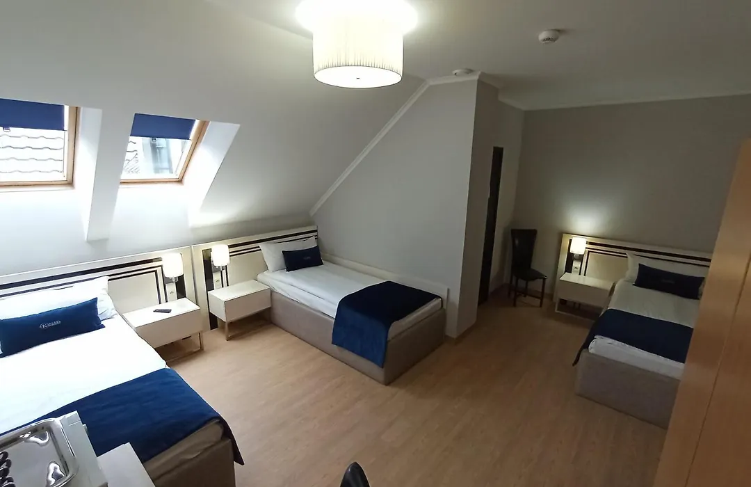 Aparthotel Kontrast-1