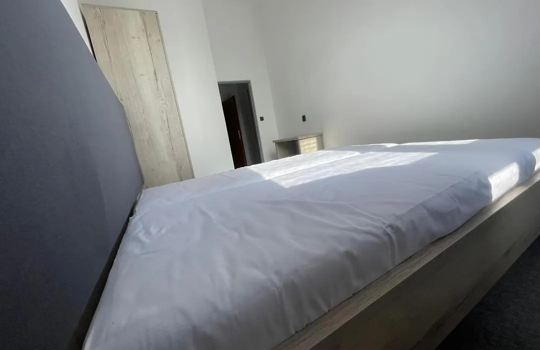 Hotel Stadion Hradec Kralove-1