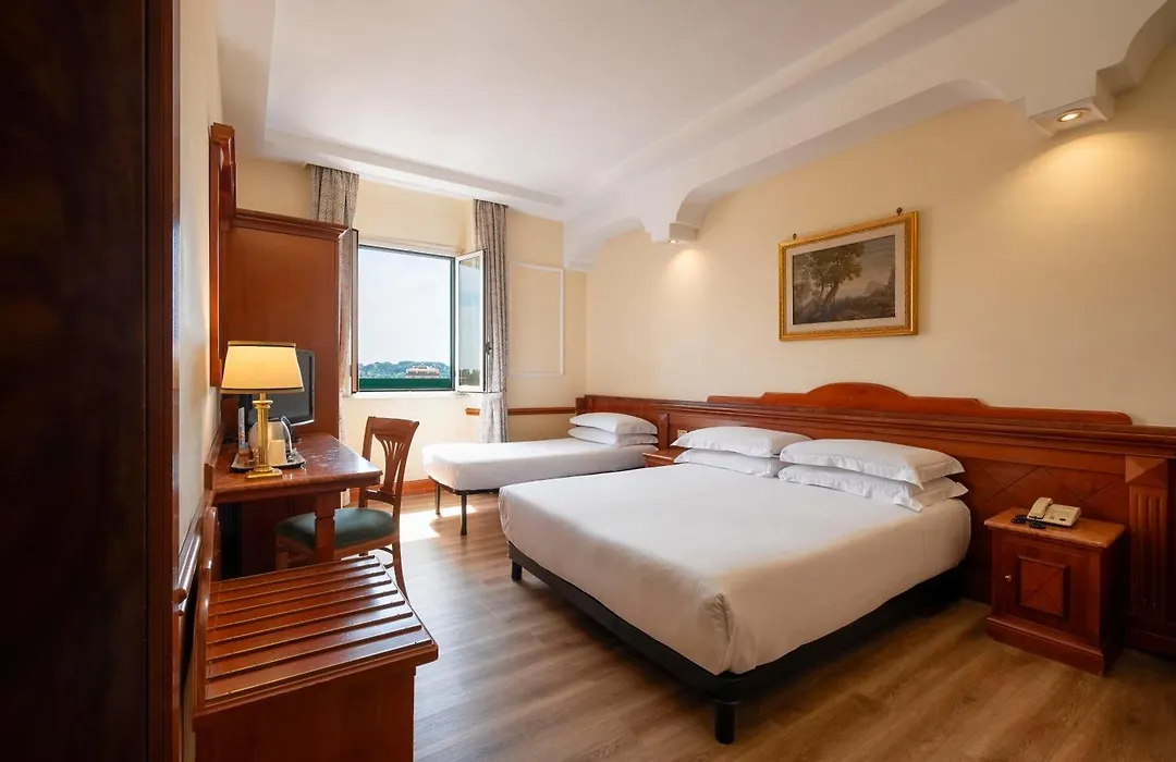 Hotel Hiberia-1
