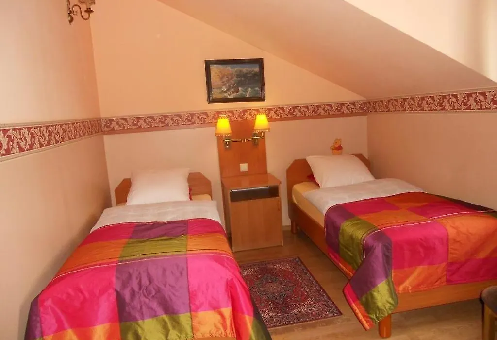 Hotel Karolina-1
