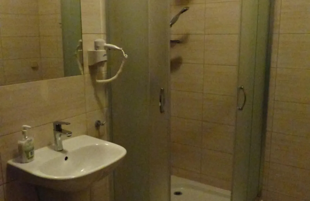 Hotel-Aramis-1