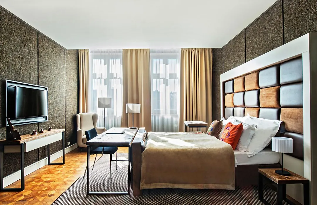 Hotel Bristol Tradition And Luxury-1