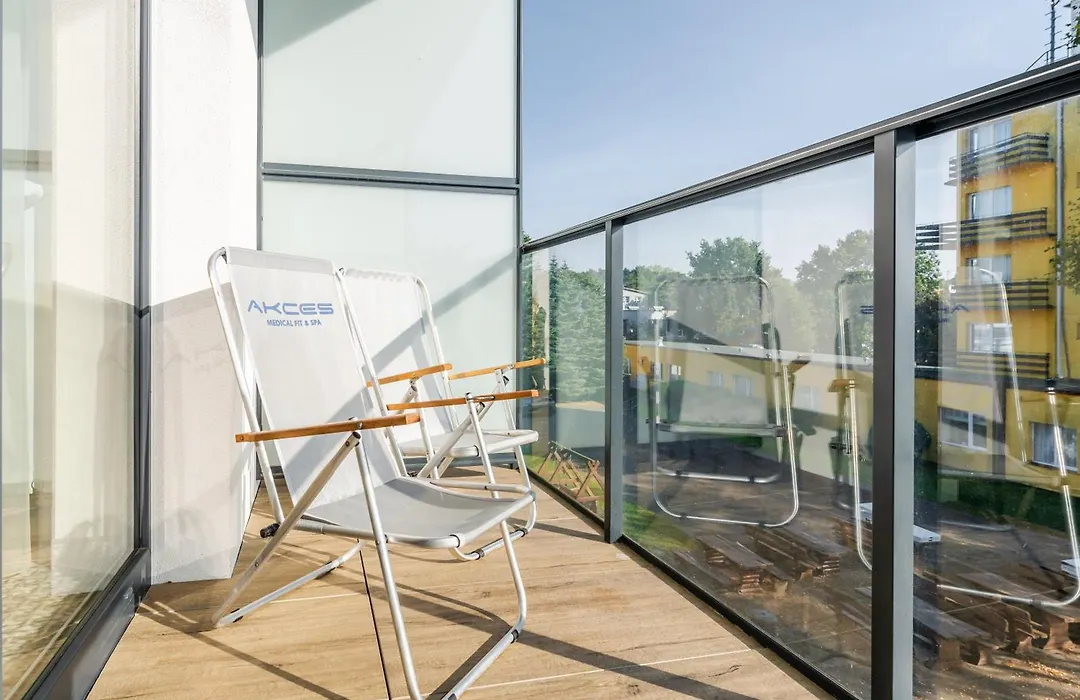 Akces Medical Fit&Spa Basen, Sauna, Jacuzzi i Siłownia w Cenie-1