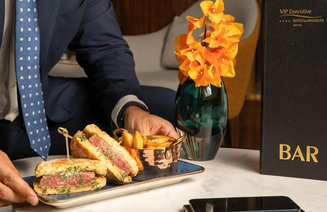 Vip Executive Suites Do Marques Hotel-1