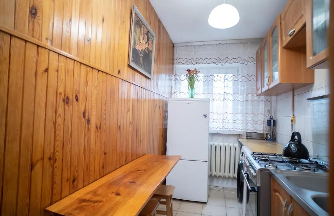 Room in Wieluńska-1