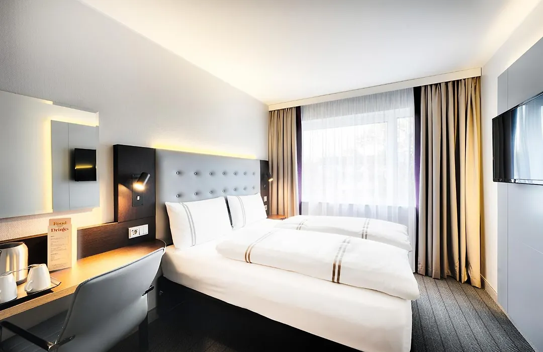 Premier Inn Berlin City Sued-1