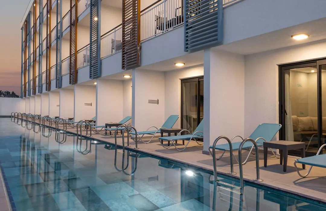 Arcanus Hotels Trendline Side-1