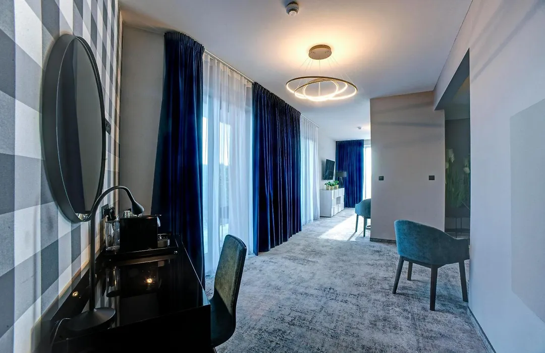 Hotel Sanova-1