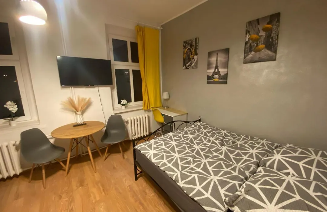 Magnolia Rooms Plus-1