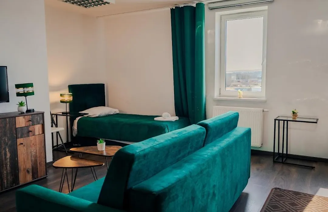 Hotel Świt-1