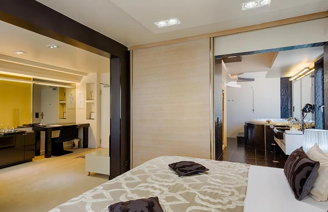 Damianii Luxury Boutique Hotel & Spa-1