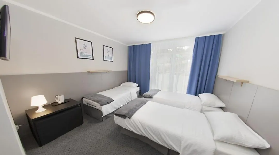 Ośrodek wypoczynkowy Familijni-1