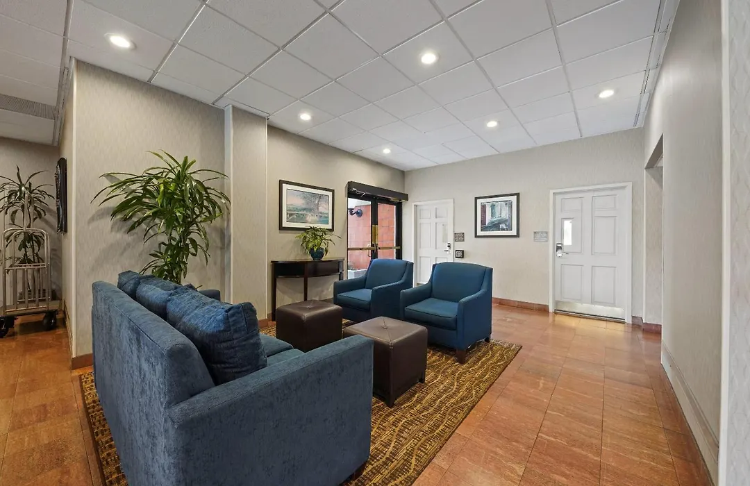Comfort Inn By The Bay-1