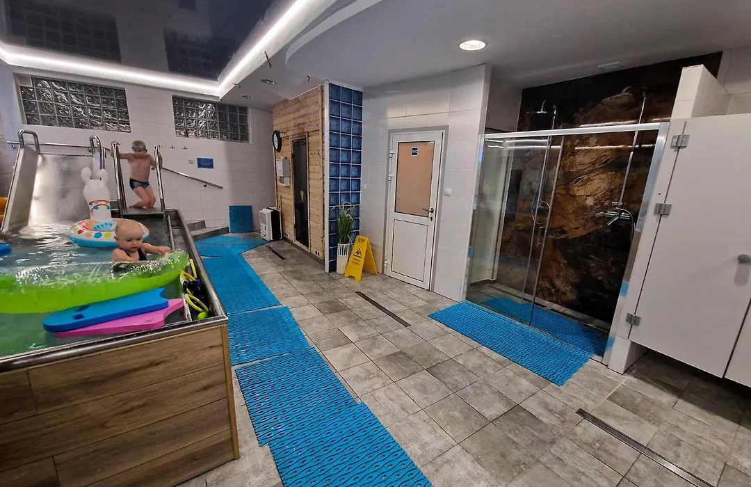 Hotel Miłosz Restauracja, Basen dla dzieci, Sala Zabaw, Siłownia-1