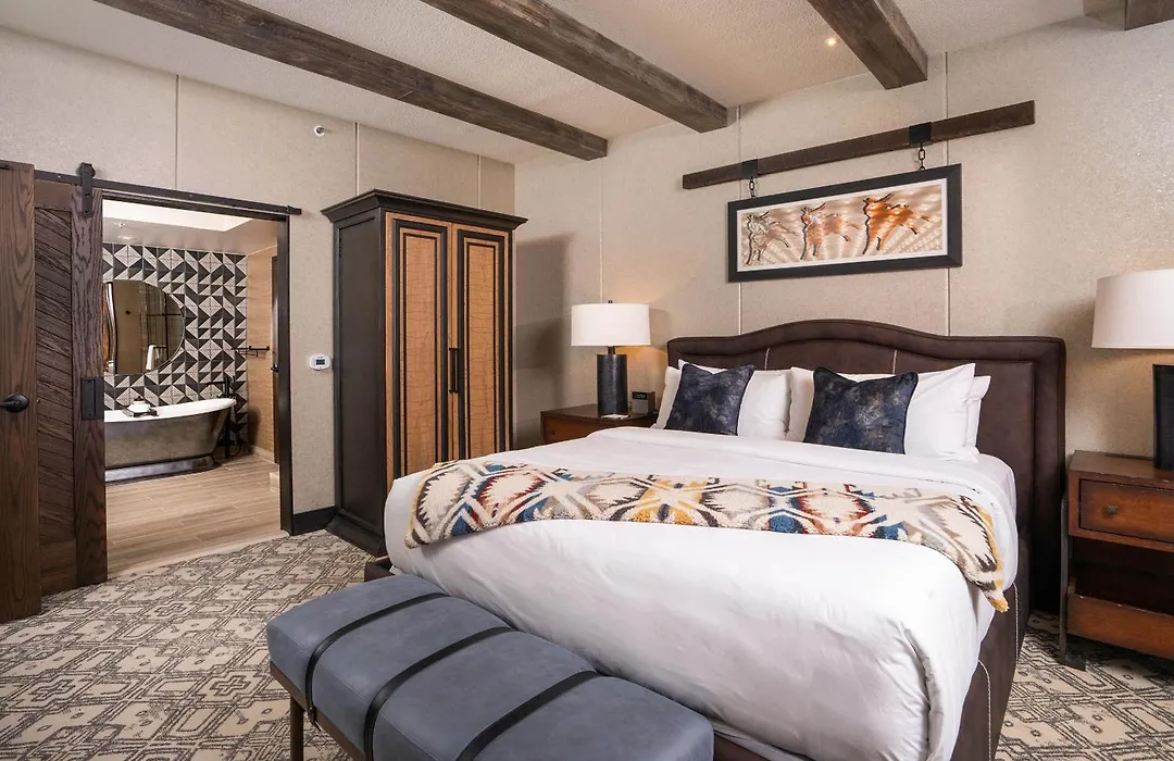 Silverton Casino Lodge-1