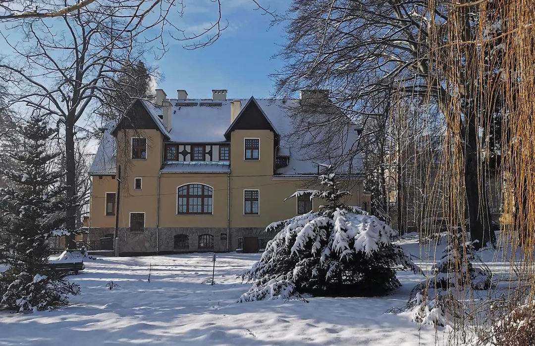 Sanatorium Dąbrówka-1