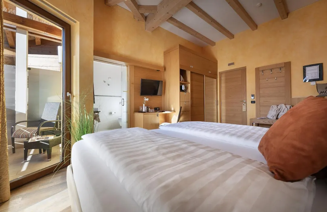 Mota Hotel-1