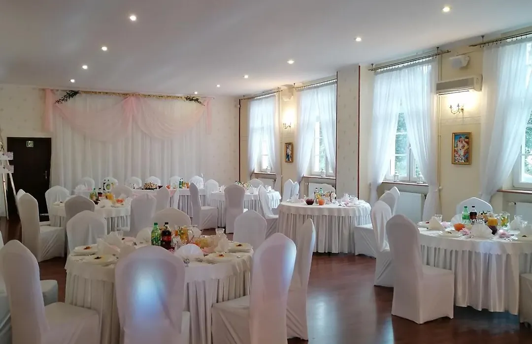 Hotel i Restauracja Chopin-1