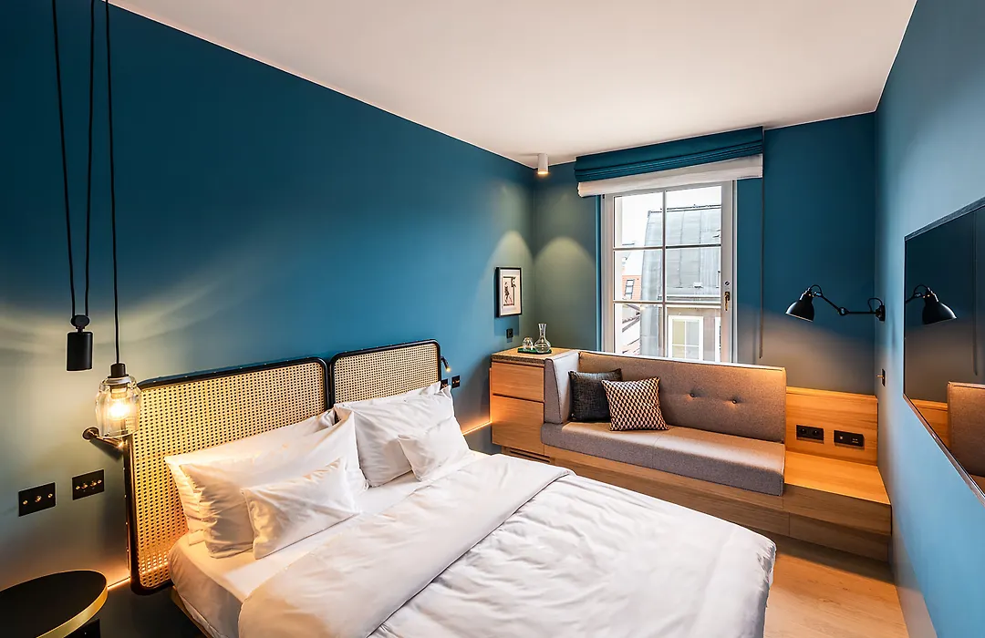 Maximilian Hotel-1