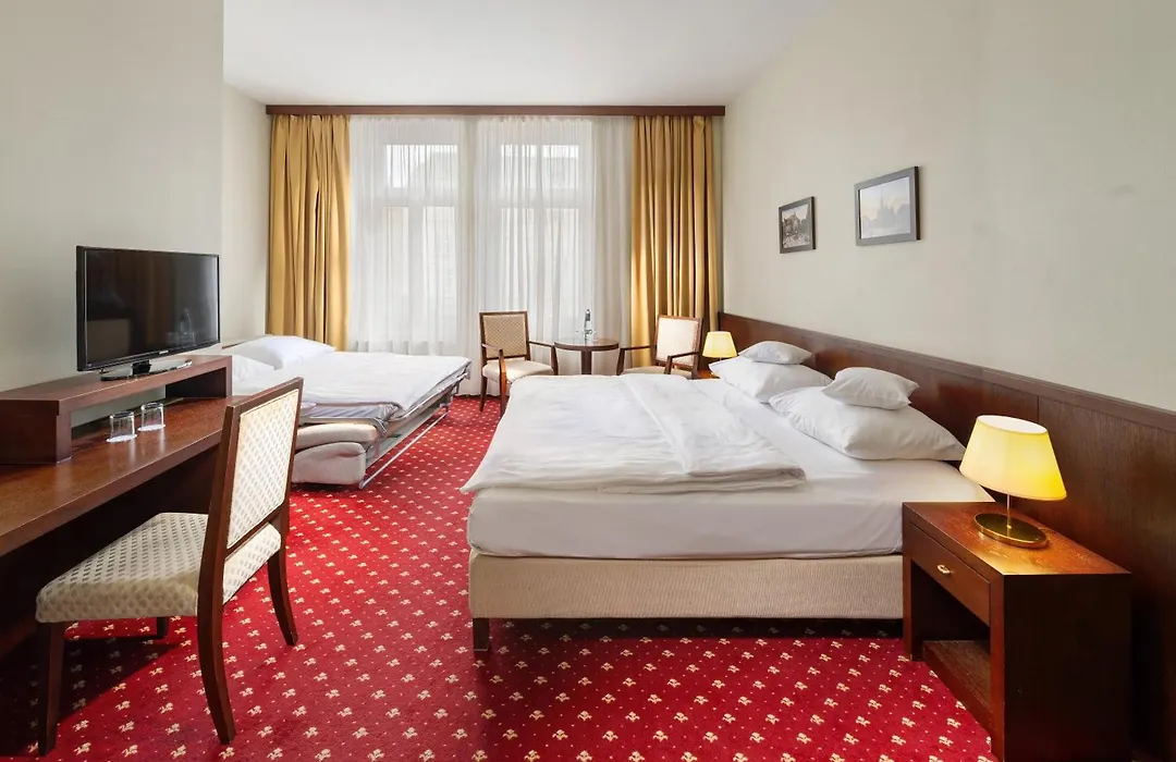 Clarion Grandhotel Zlaty Lev-1