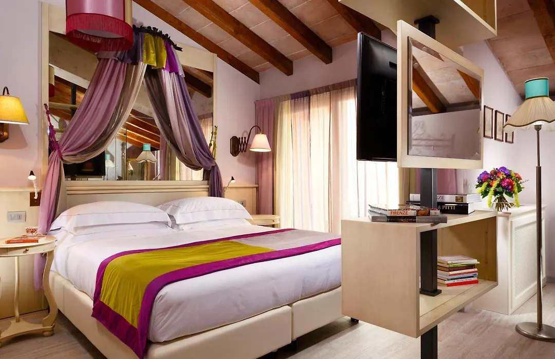 Ville Sull'Arno - Preferred Hotels & Resorts-1