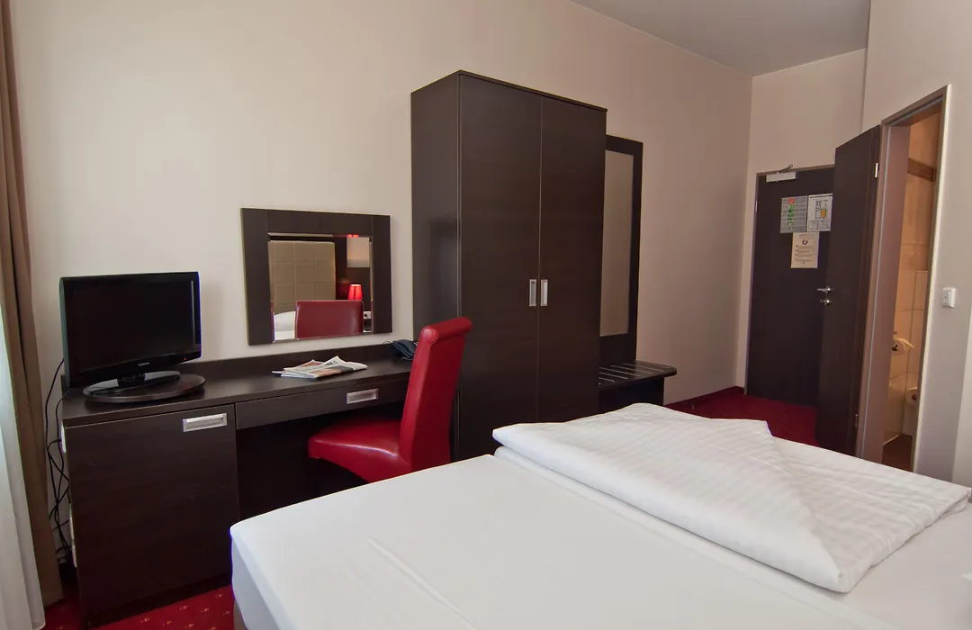 Hotel Savoy-1
