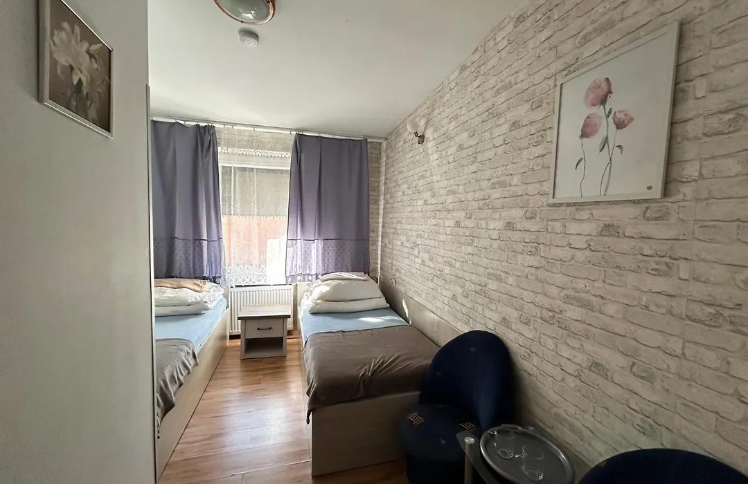 Hotel Wysoka Brama-1