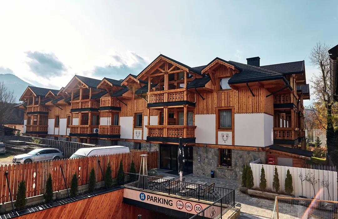 Aparthotel Giewont-1