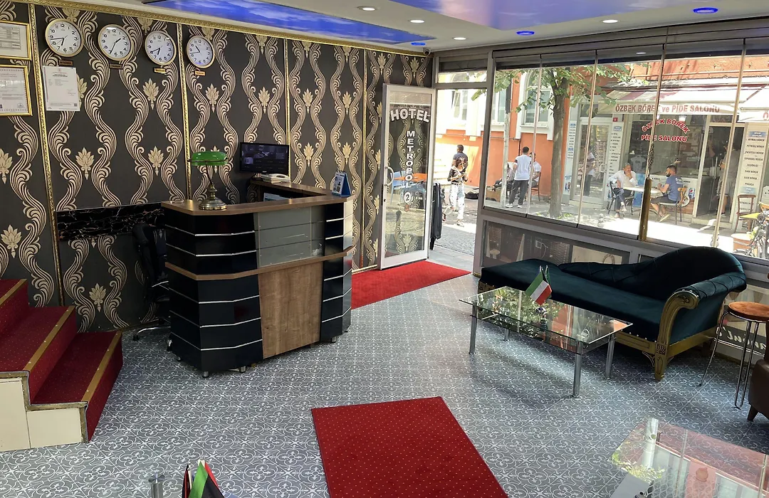 Metropol Hotel 2-1