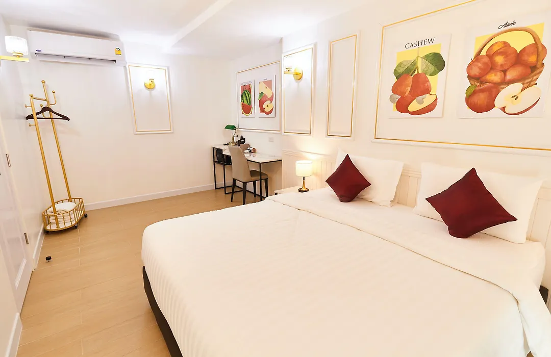 Rose Apple Hotel-1
