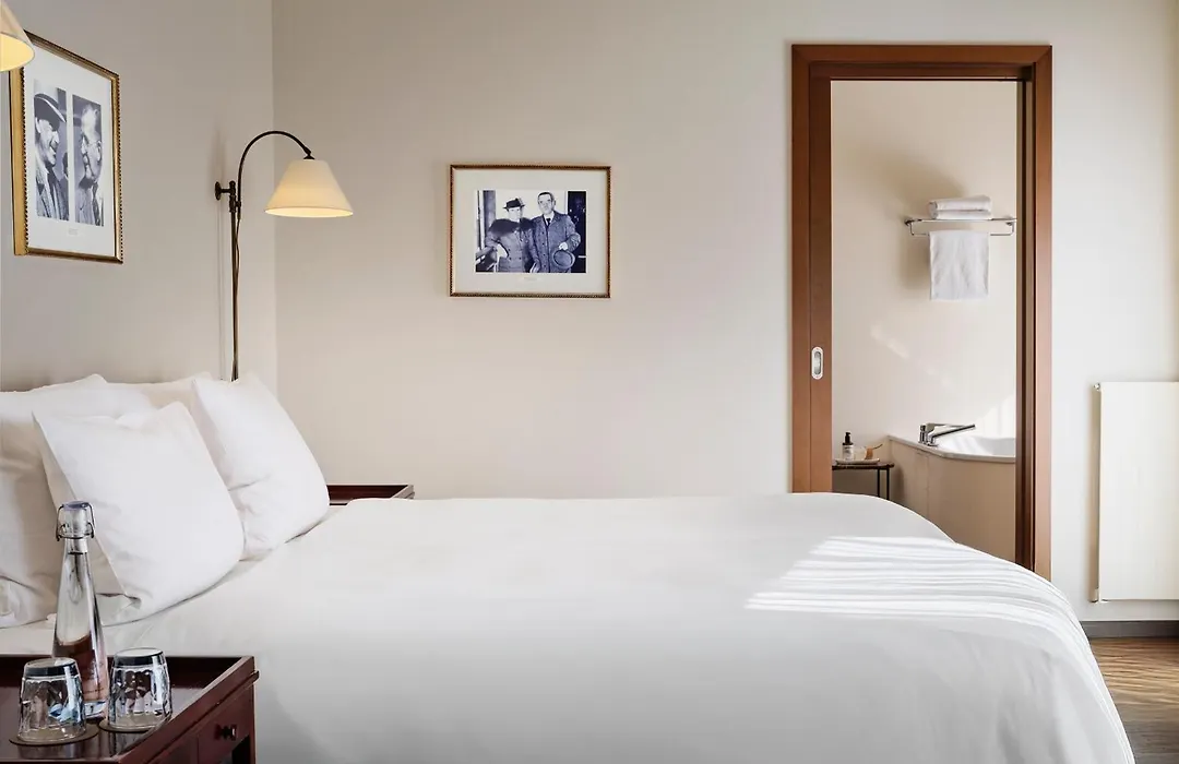 Abion Spreebogen Waterside Hotel Berlin-1