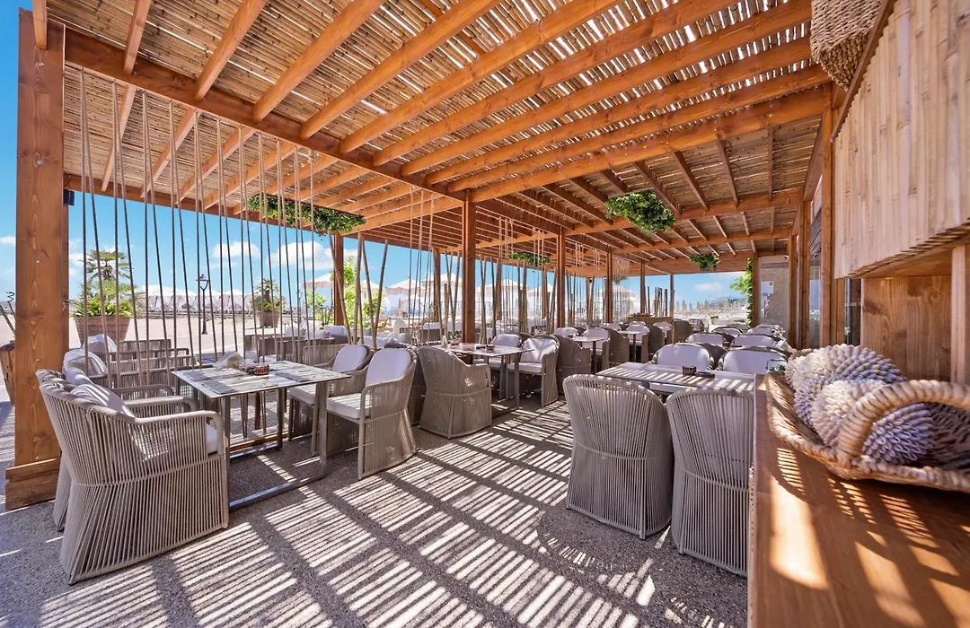 Hvd Riviera Beach Ultra All Inclusive & Mineral Pool - Private Beach & Free Parking-1