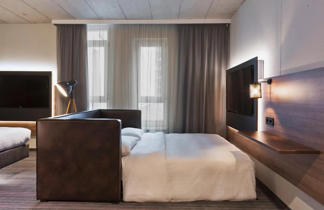 Moxy Frankfurt East-1