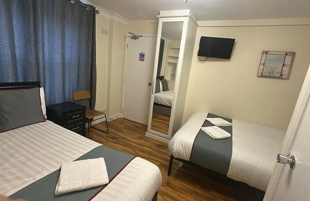Kings Cross Hotel-1