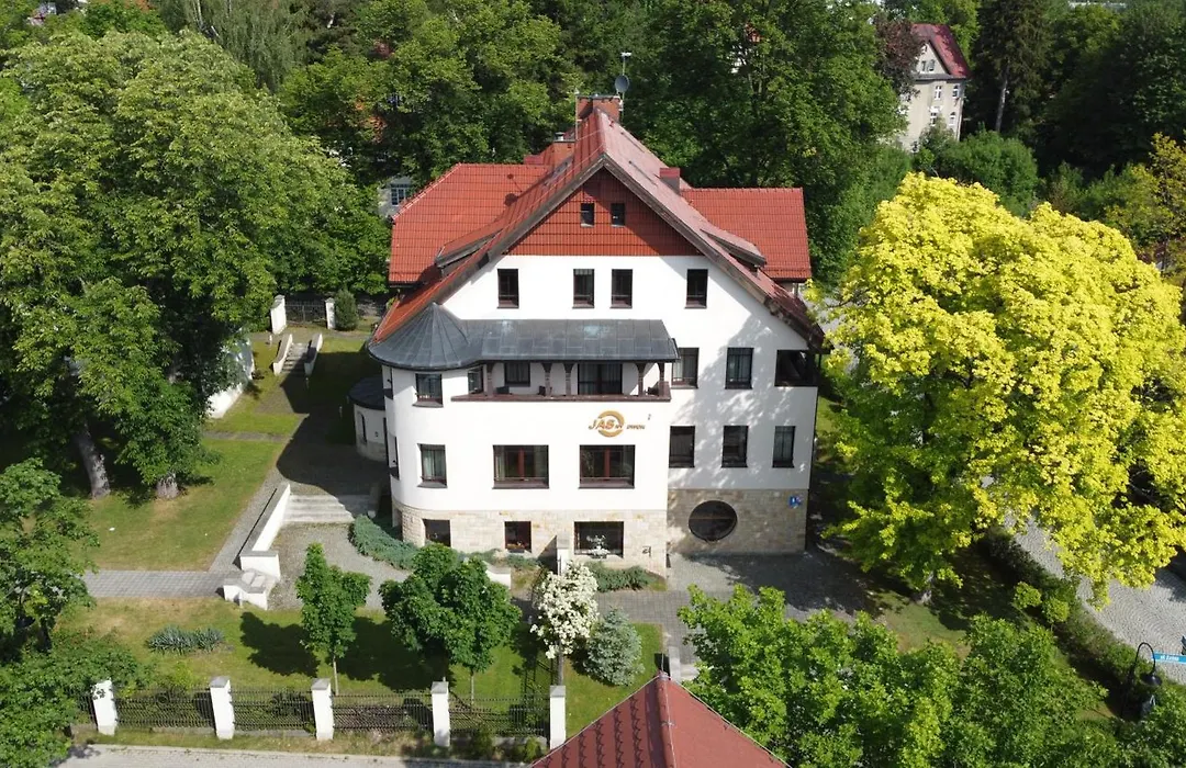 Jasny Dwór-1