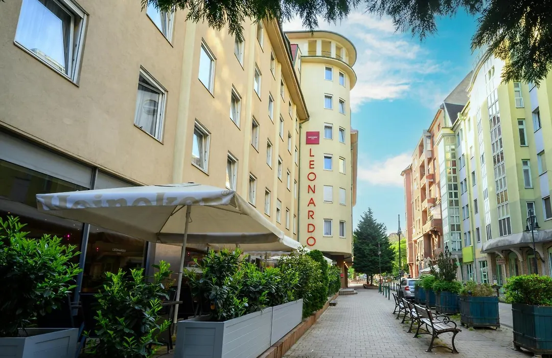 Leonardo Hotel Budapest-1