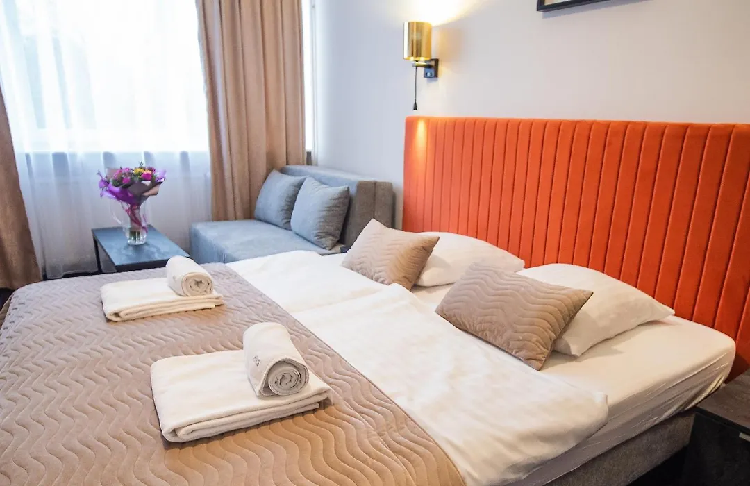 Hotel New Skanpol-1