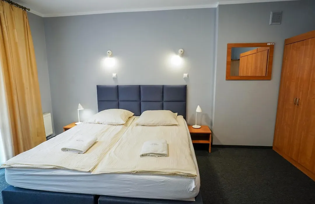 Hotel Maraton-1