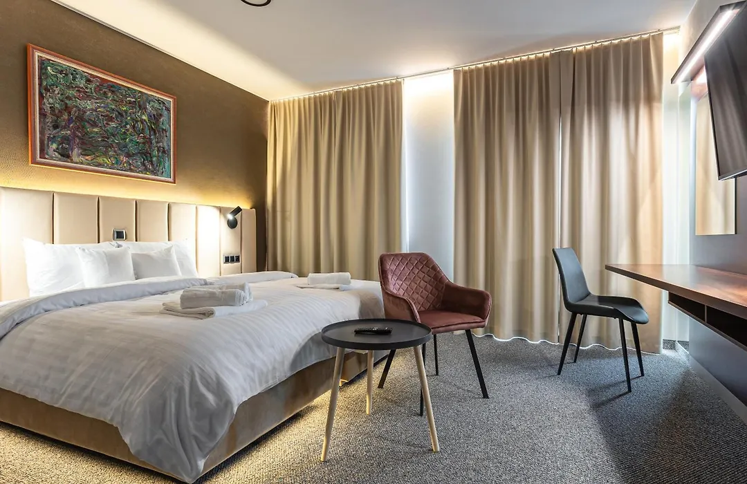 Hotel Marton-1